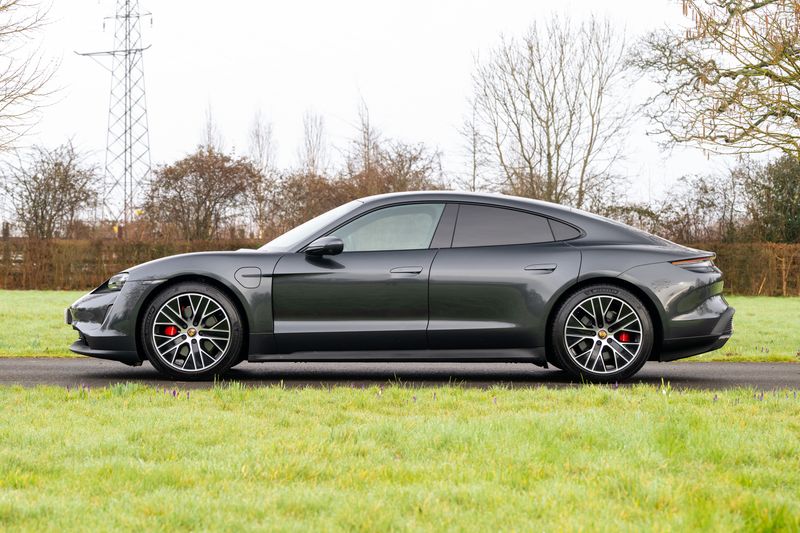 Porsche Taycan 4S Performance Plus ( VAT Qualifying )