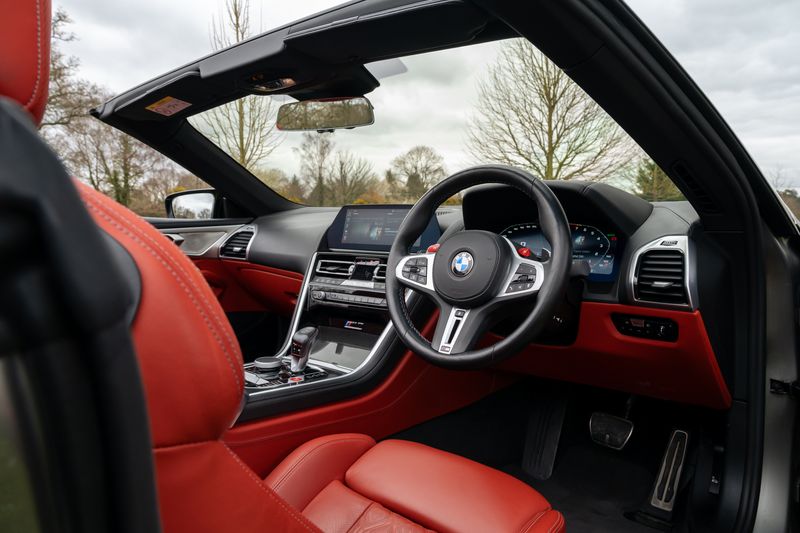 BMW M8 Competition Convertible 4.4 V8