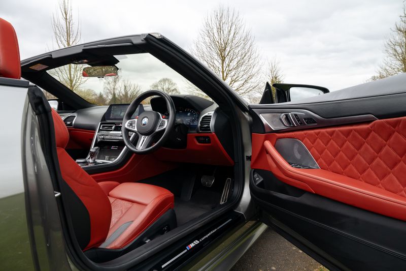 BMW M8 Competition Convertible 4.4 V8