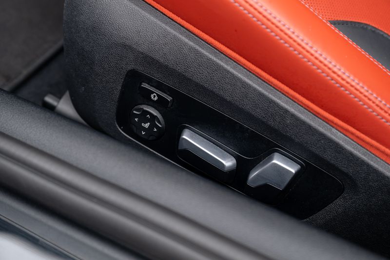 BMW M8 Competition Convertible 4.4 V8