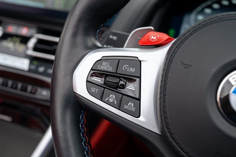 BMW M8 Competition Convertible 4.4 V8