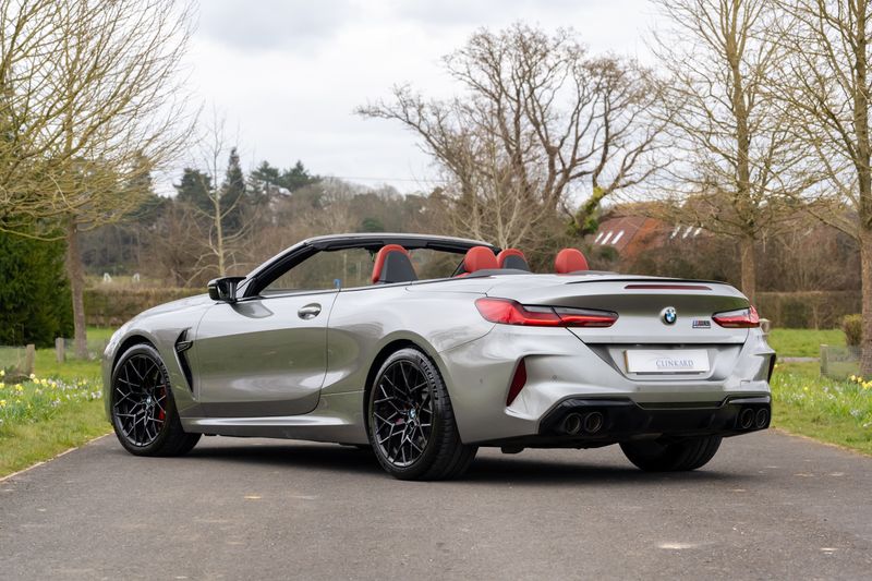 BMW M8 Competition Convertible 4.4 V8