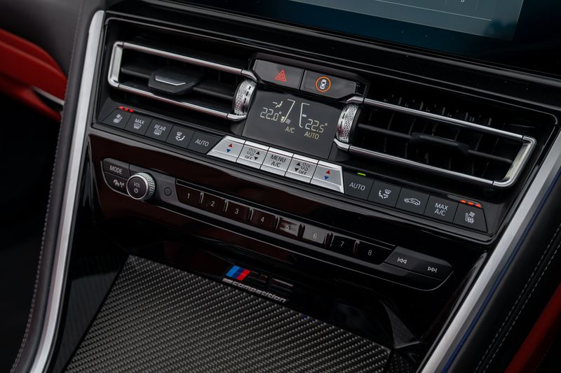 BMW M8 Competition Convertible 4.4 V8