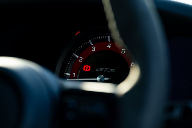 Porsche 911 (992) Carrera 4 GTS PDK