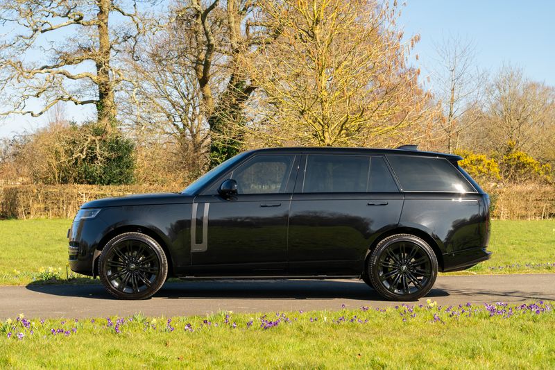 Range Rover D350 Autobiography Long Wheelbase (VAT Q)