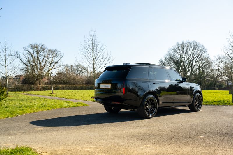 Range Rover D350 Autobiography Long Wheelbase (VAT Q)