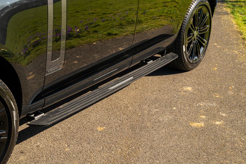 Range Rover D350 Autobiography Long Wheelbase (VAT Q)