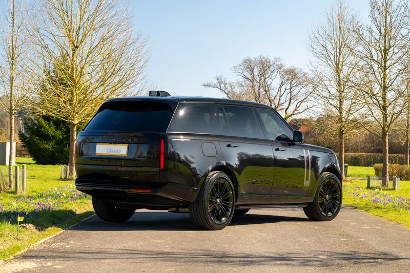 Range Rover D350 Autobiography Long Wheelbase (VAT Q)