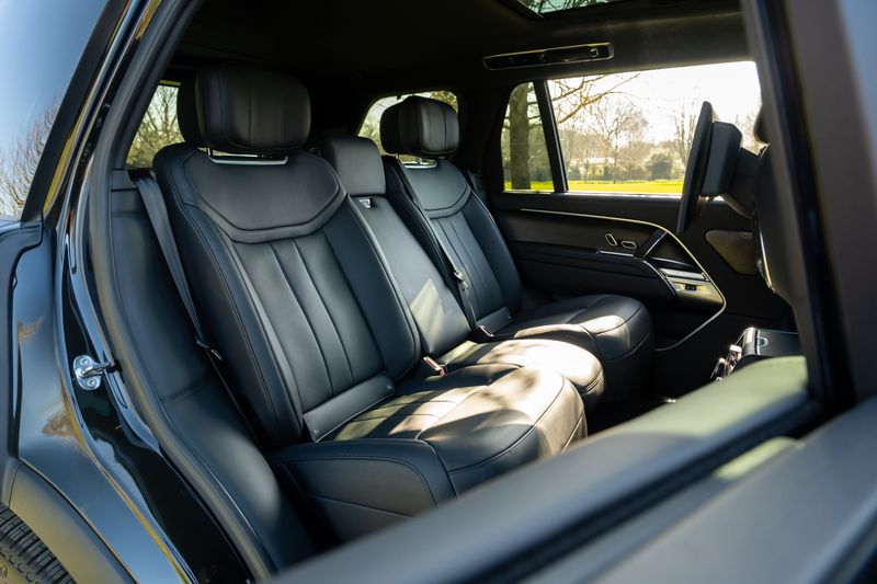 Range Rover D350 Autobiography Long Wheelbase (VAT Q)