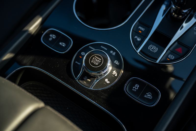 Bentley Bentayga V8 Auto 4WD