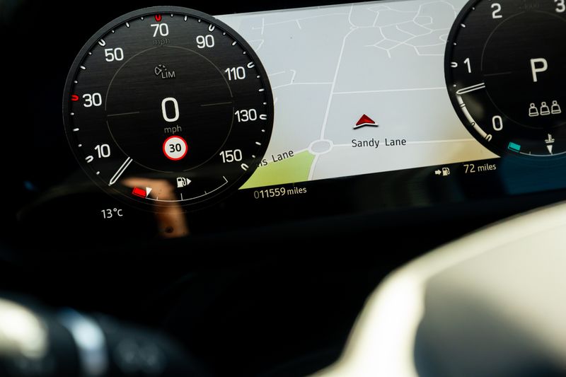 Land Rover Defender 110 D300 X-Dynamic HSE 'URBAN Kit '