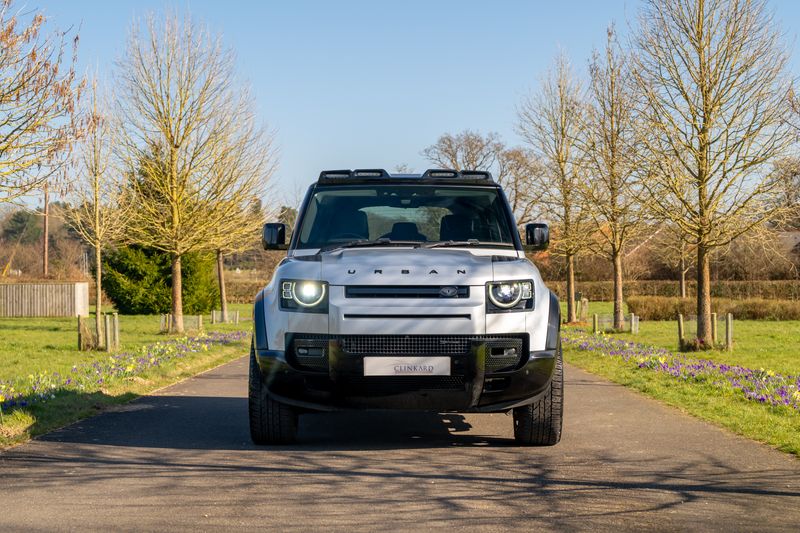 Land Rover Defender 110 D300 X-Dynamic HSE 'URBAN Kit '