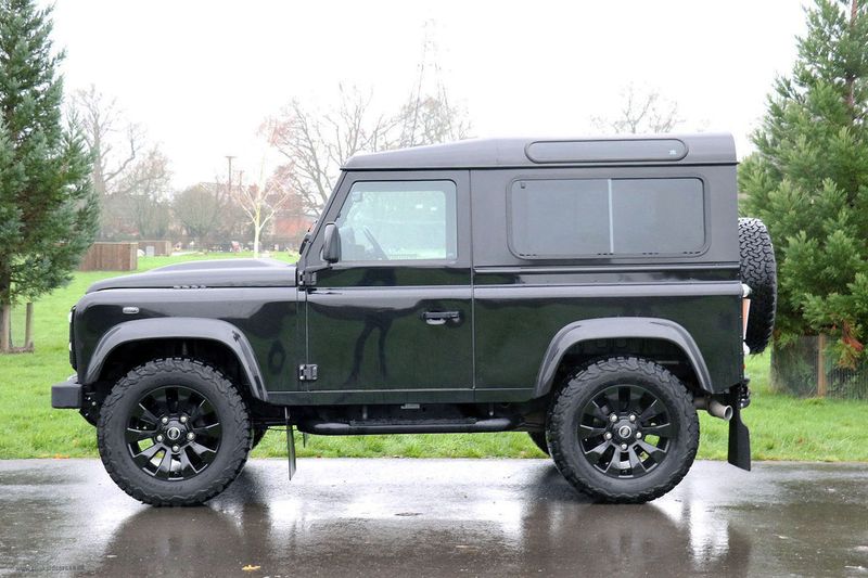 Landrover Defender 90 2.2TD XS Urban Truck Edition
