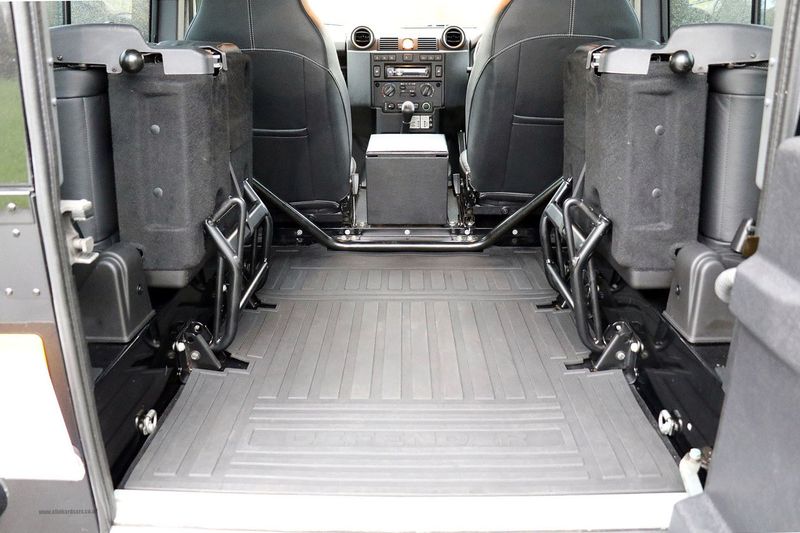 Landrover Defender 90 2.2TD XS Urban Truck Edition