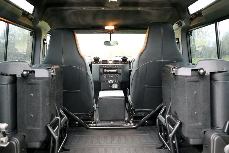 Landrover Defender 90 2.2TD XS Urban Truck Edition