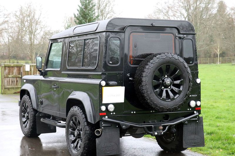 Landrover Defender 90 2.2TD XS Urban Truck Edition
