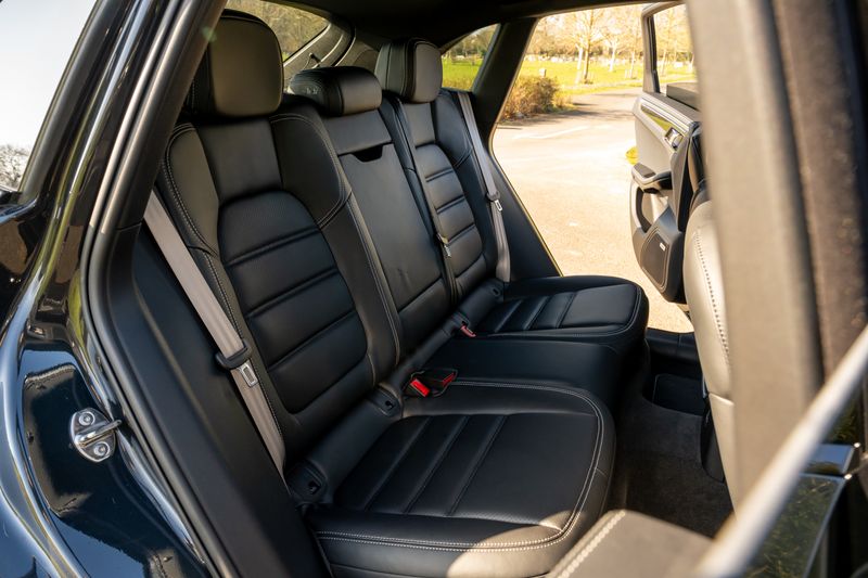 Porsche Macan GTS PDK