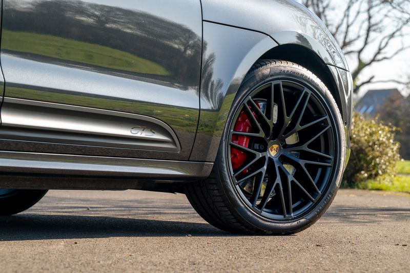 Porsche Macan GTS PDK