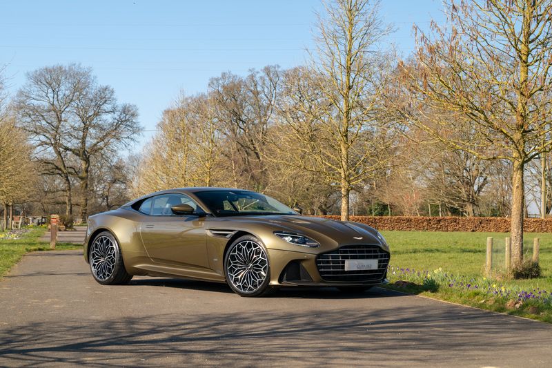 Aston Martin DBS V12 Superleggera OHMSS 1-50