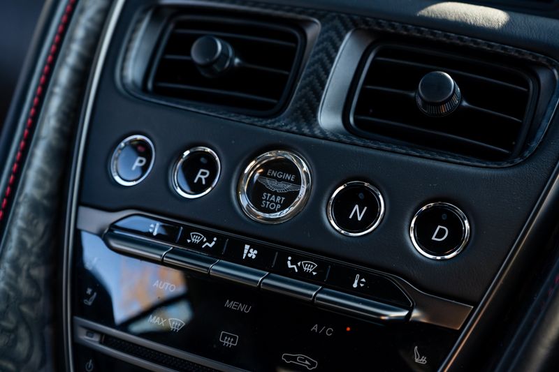 Aston Martin DBS V12 Superleggera OHMSS 1-50