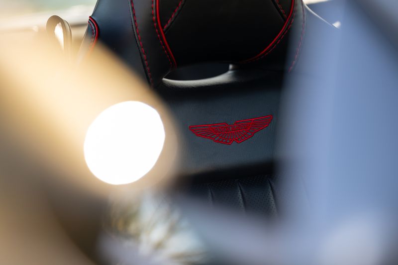 Aston Martin DBS V12 Superleggera OHMSS 1-50