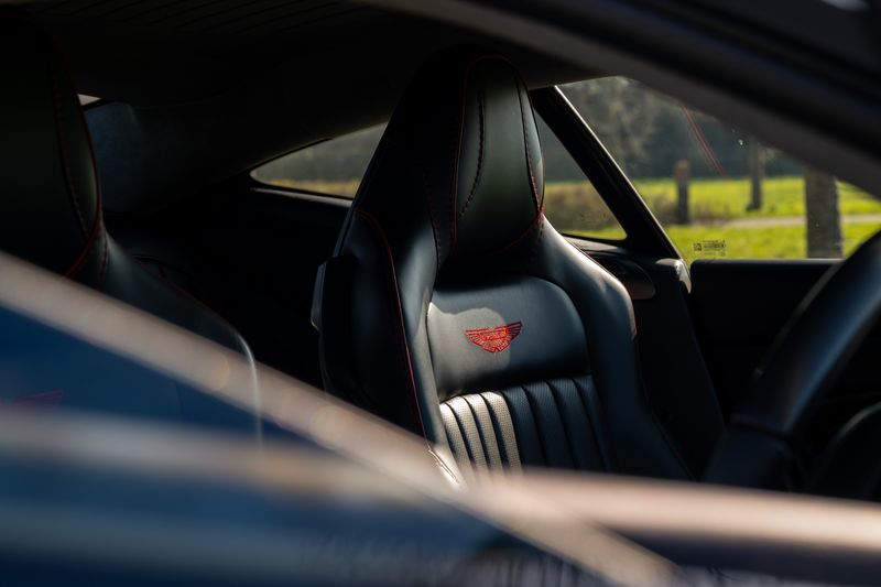 Aston Martin DBS V12 Superleggera OHMSS 1-50