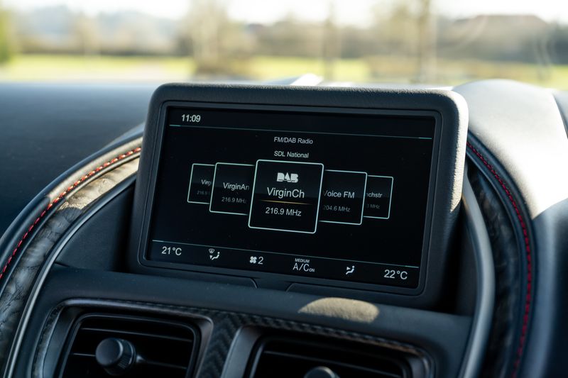 Aston Martin DBS V12 Superleggera OHMSS 1-50