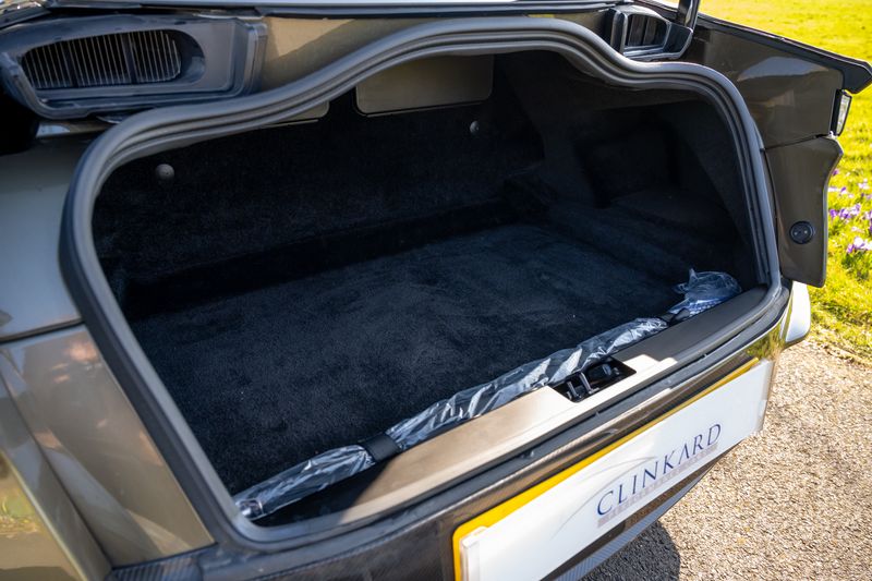 Aston Martin DBS V12 Superleggera OHMSS 1-50