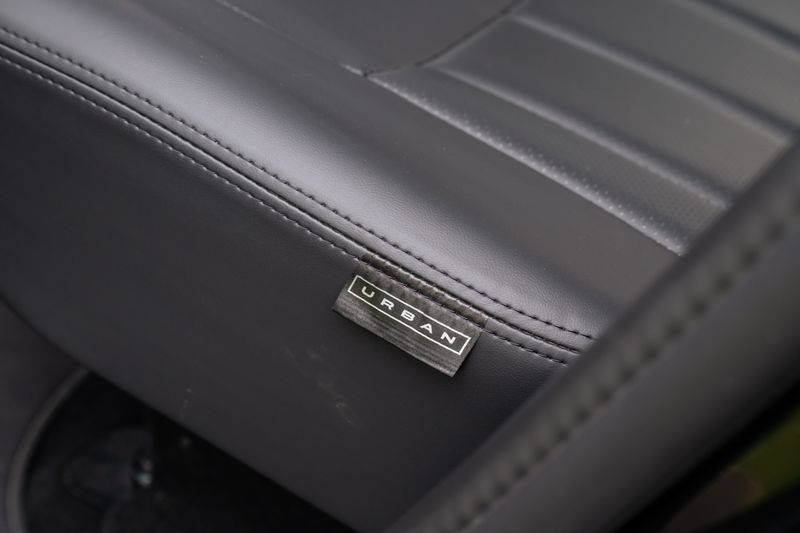 Defender 110 D300 X-Dynamic HSE Hard Top Commercial (Urban Seat Conversion)