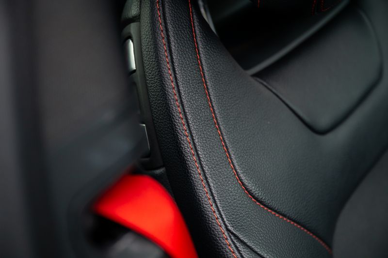 Mercedes-Benz C43 V6 AMG Coupe (Premium Plus)