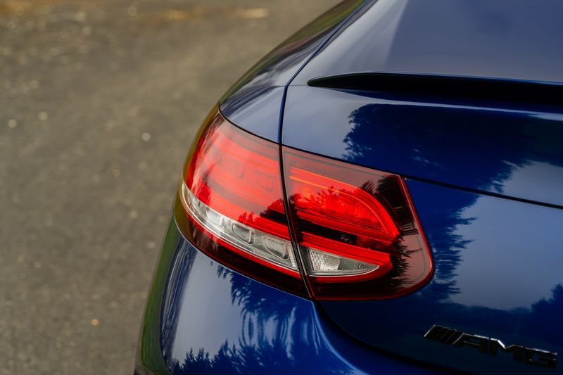Mercedes-Benz C43 V6 AMG Coupe (Premium Plus)