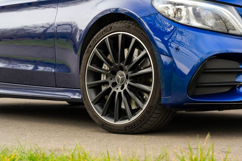 Mercedes-Benz C43 V6 AMG Coupe (Premium Plus)