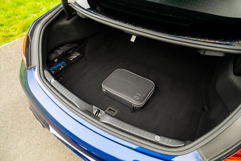 Mercedes-Benz C43 V6 AMG Coupe (Premium Plus)