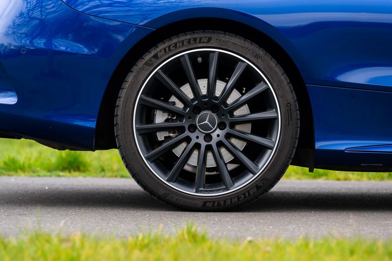 Mercedes-Benz C43 V6 AMG Coupe (Premium Plus)