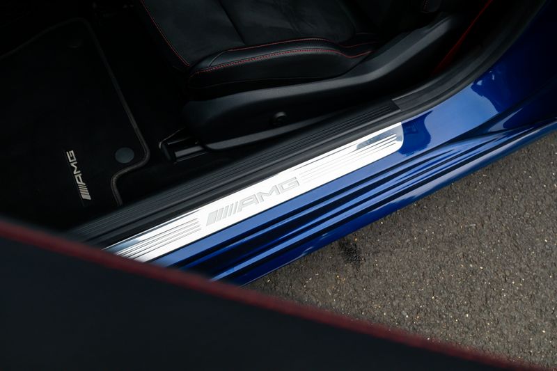 Mercedes-Benz C43 V6 AMG Coupe (Premium Plus)