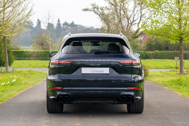 Porsche Cayenne 3.0T V6 Platinum Edition Tiptronic S 4WD