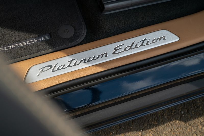 Porsche Cayenne 3.0T V6 Platinum Edition Tiptronic S 4WD
