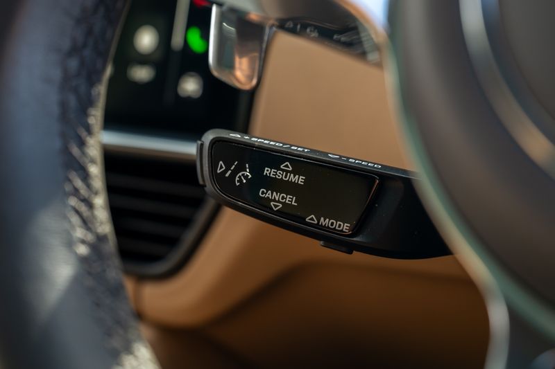 Porsche Cayenne 3.0T V6 Platinum Edition Tiptronic S 4WD