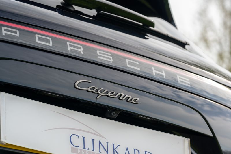 Porsche Cayenne 3.0T V6 Platinum Edition Tiptronic S 4WD