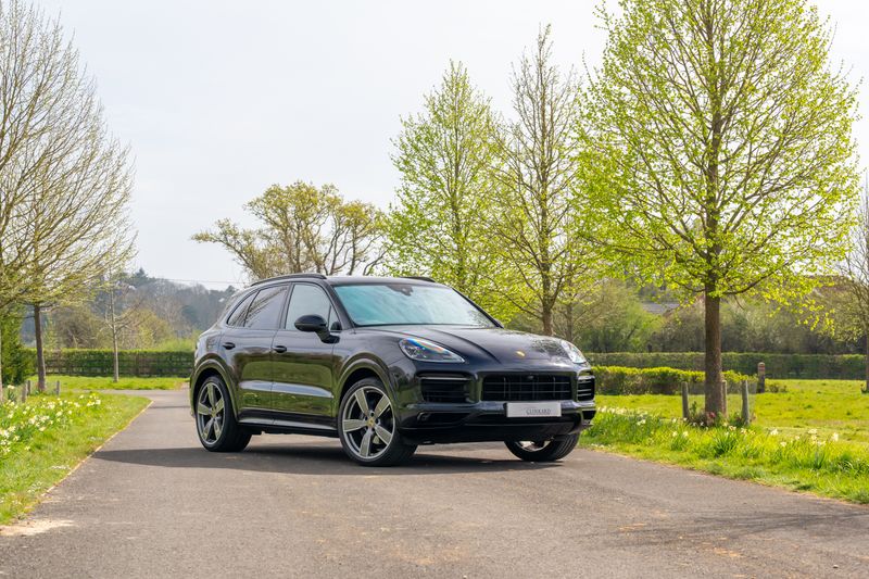 Porsche Cayenne 3.0T V6 Platinum Edition Tiptronic S 4WD