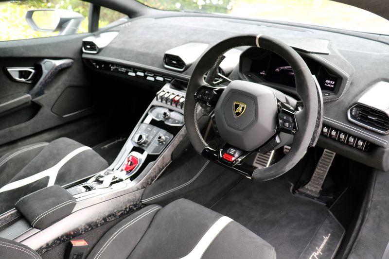 2018 Lamborghini Huracan LP 640-4 PERFORMANTE