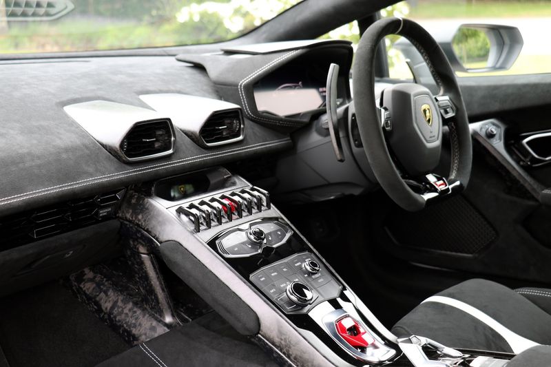 2018 Lamborghini Huracan LP 640-4 PERFORMANTE