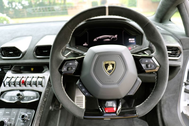 2018 Lamborghini Huracan LP 640-4 PERFORMANTE