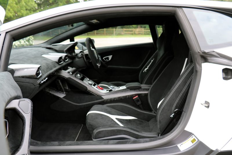 2018 Lamborghini Huracan LP 640-4 PERFORMANTE