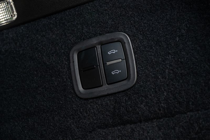 Porsche Cayenne 3.0 V6 E-Hybrid Tiptronic S 4WD