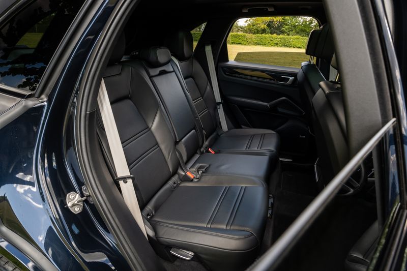 Porsche Cayenne 3.0 V6 E-Hybrid Tiptronic S 4WD