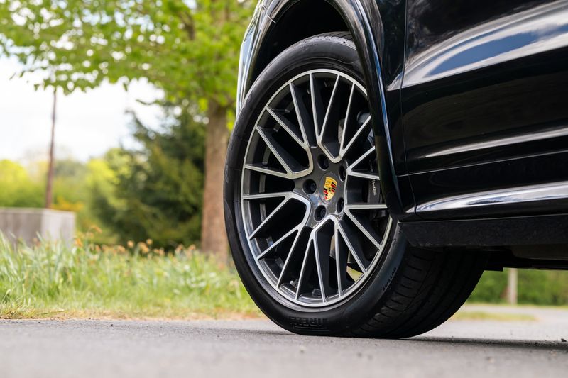 Porsche Cayenne 3.0 V6 E-Hybrid Tiptronic S 4WD