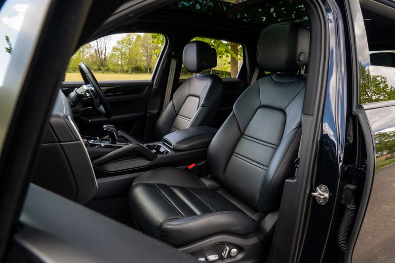 Porsche Cayenne 3.0 V6 E-Hybrid Tiptronic S 4WD