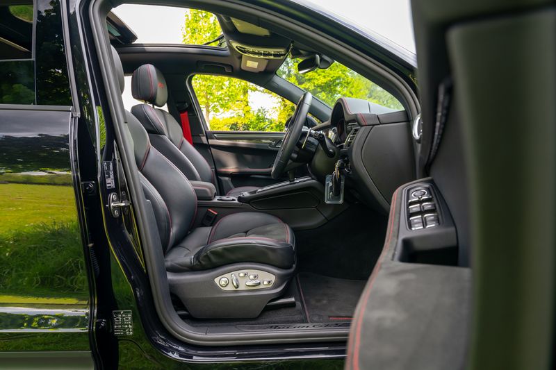 Porsche Macan 2.9T V6 GTS PDK 4WD