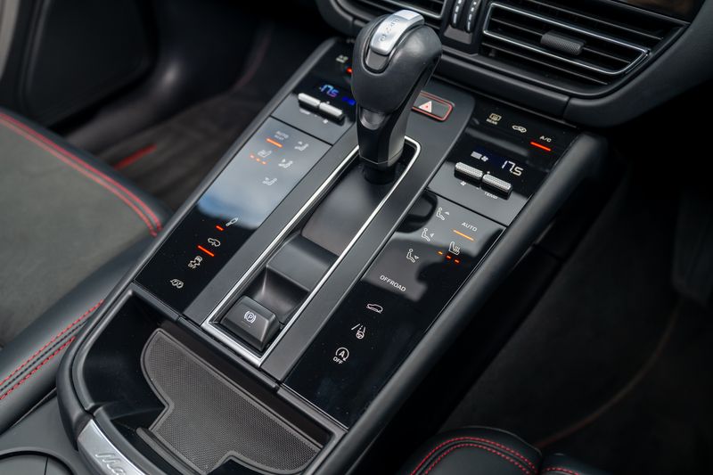 Porsche Macan 2.9T V6 GTS PDK 4WD